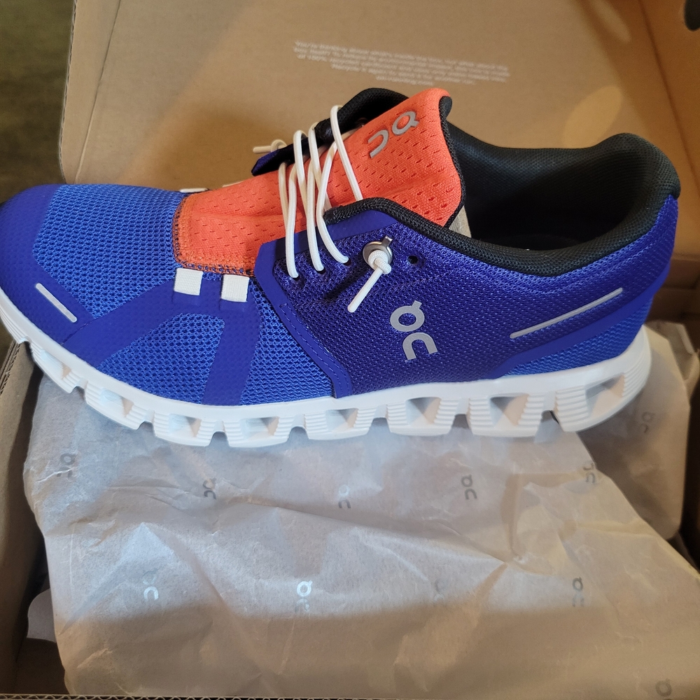 On Running Women's Cloudstyle Athletic Shoe - Blue & Orange